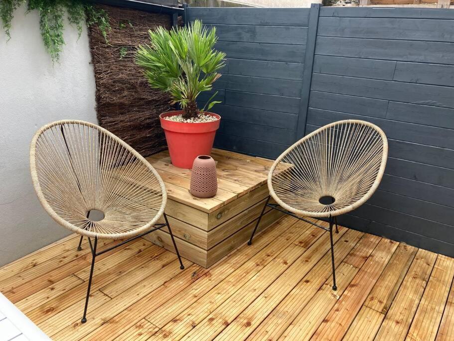 Appartement Centre Ville Quimper Avec Terrasse Exterior photo