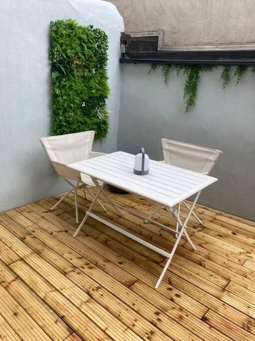 Appartement Centre Ville Quimper Avec Terrasse Exterior photo